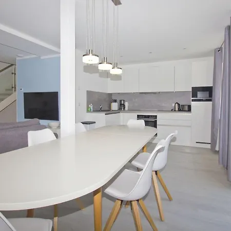 Mit Balkon Und Gartennutzung - Haus Inselwind Meerurlaub Groß Zicker